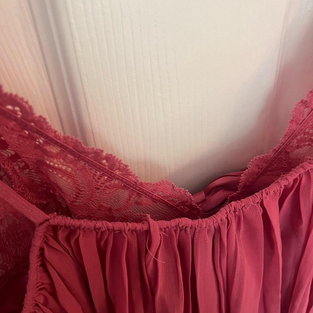Victoria's Secret pink baby doll-style camisole top adjustable straps. - Picture 4 of 4